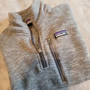PATAGONIA SIZE 10 KIDS 1/4 ZIP PULLOVER GRAY STY 65705 EUC COMFY WARM POCKET